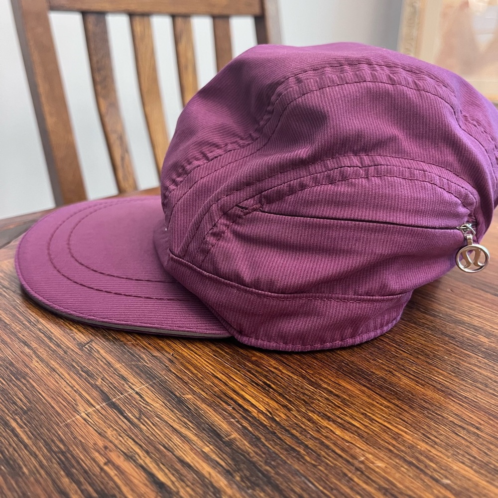 Lululemon running hat